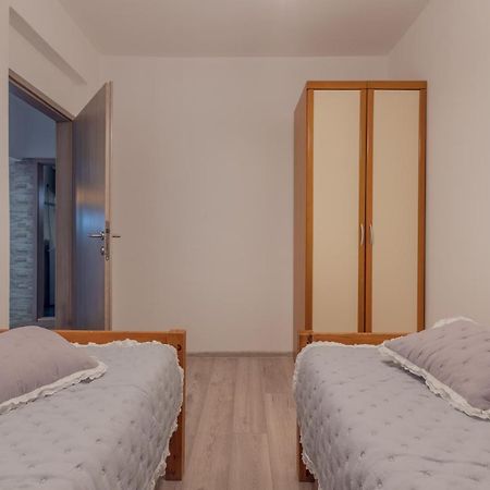 Holiday Home Insulam Mare Τρογκίρ Εξωτερικό φωτογραφία